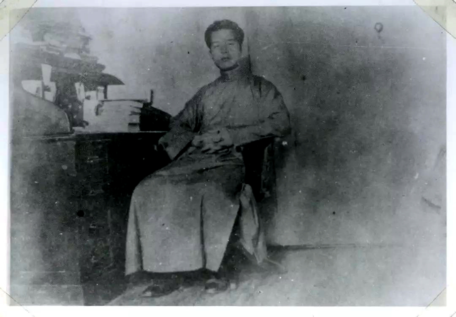 1930年，邓演达在临委会中央机关办公室